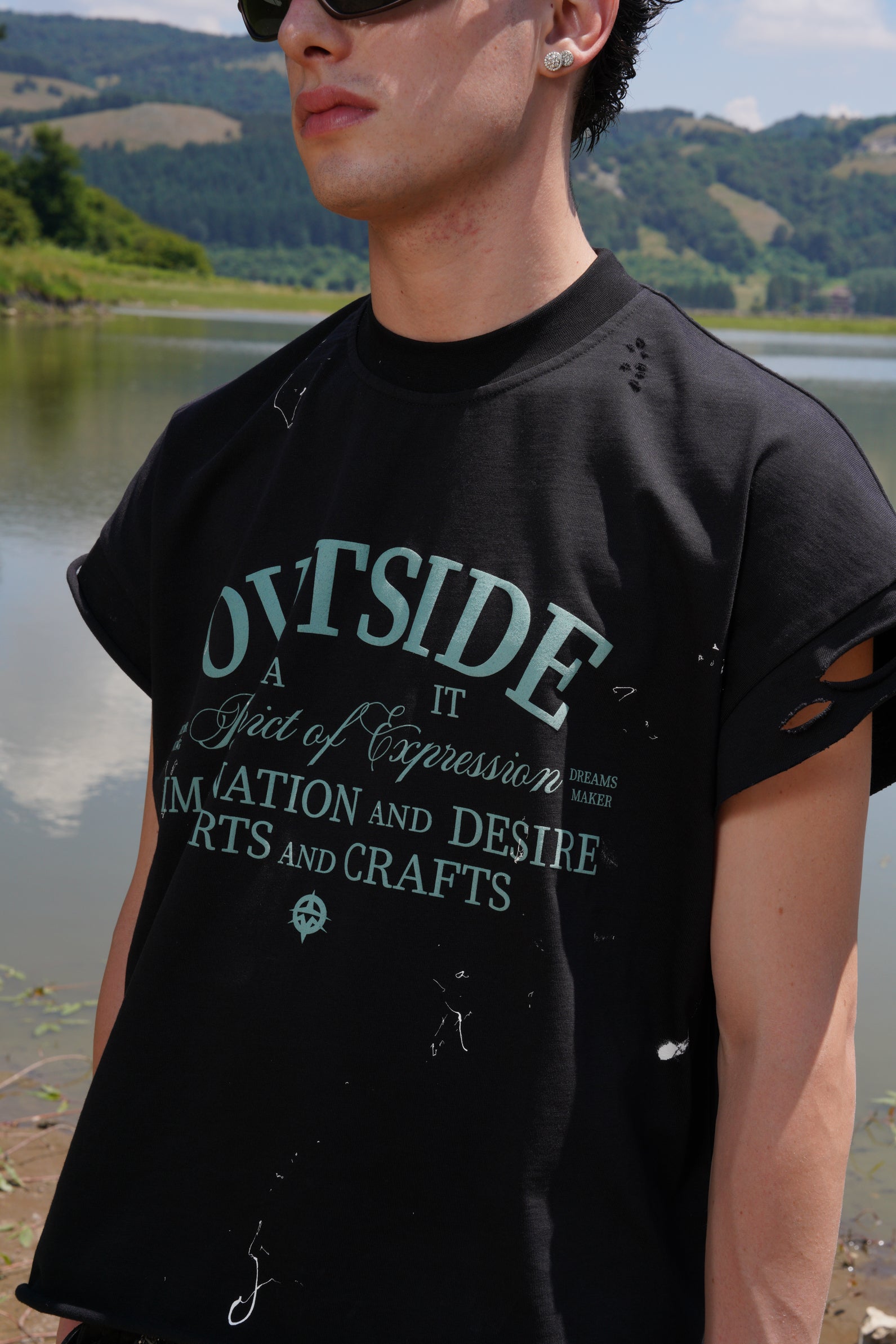 DISTRICT TANK black