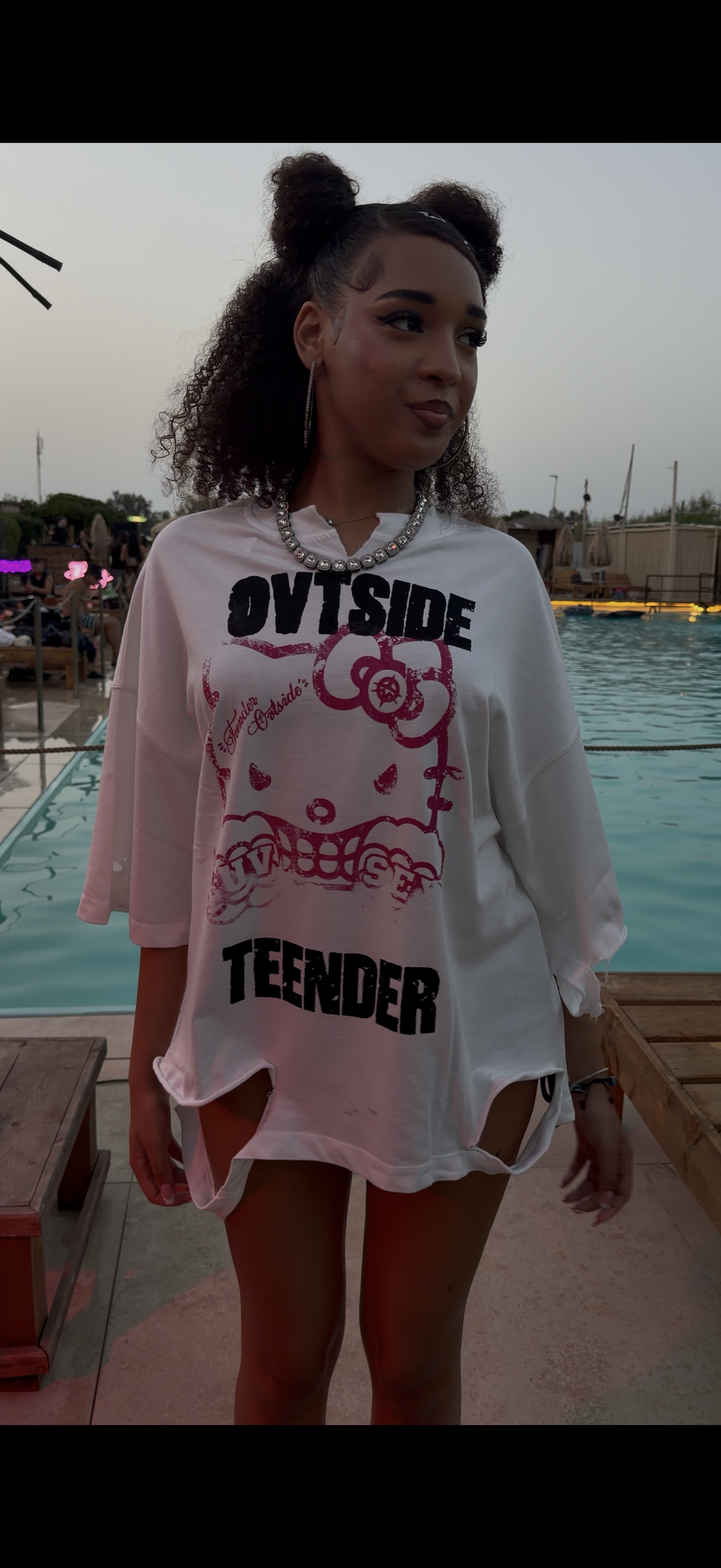 Hello Kitty tee