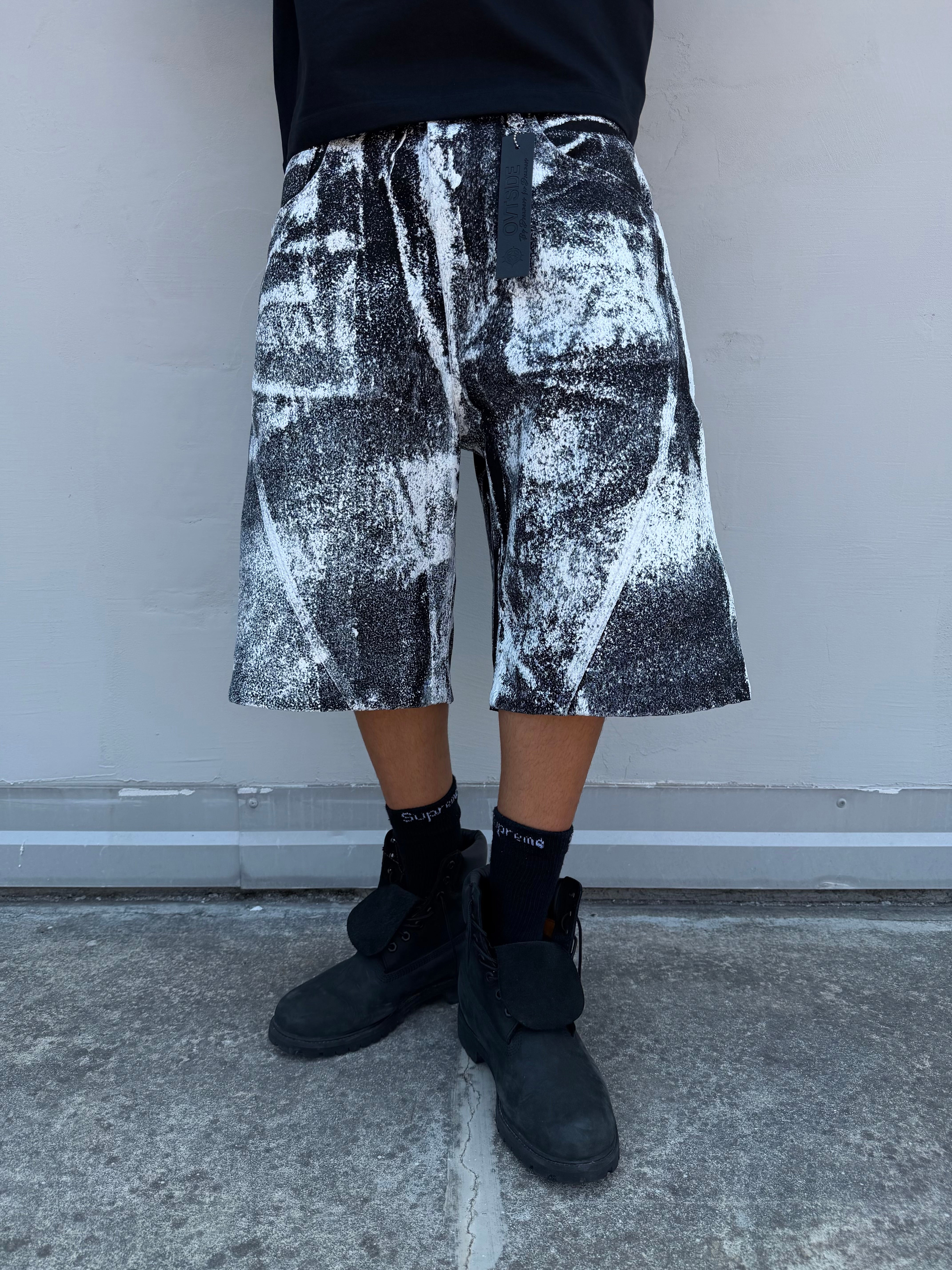 Snowstorm shorts