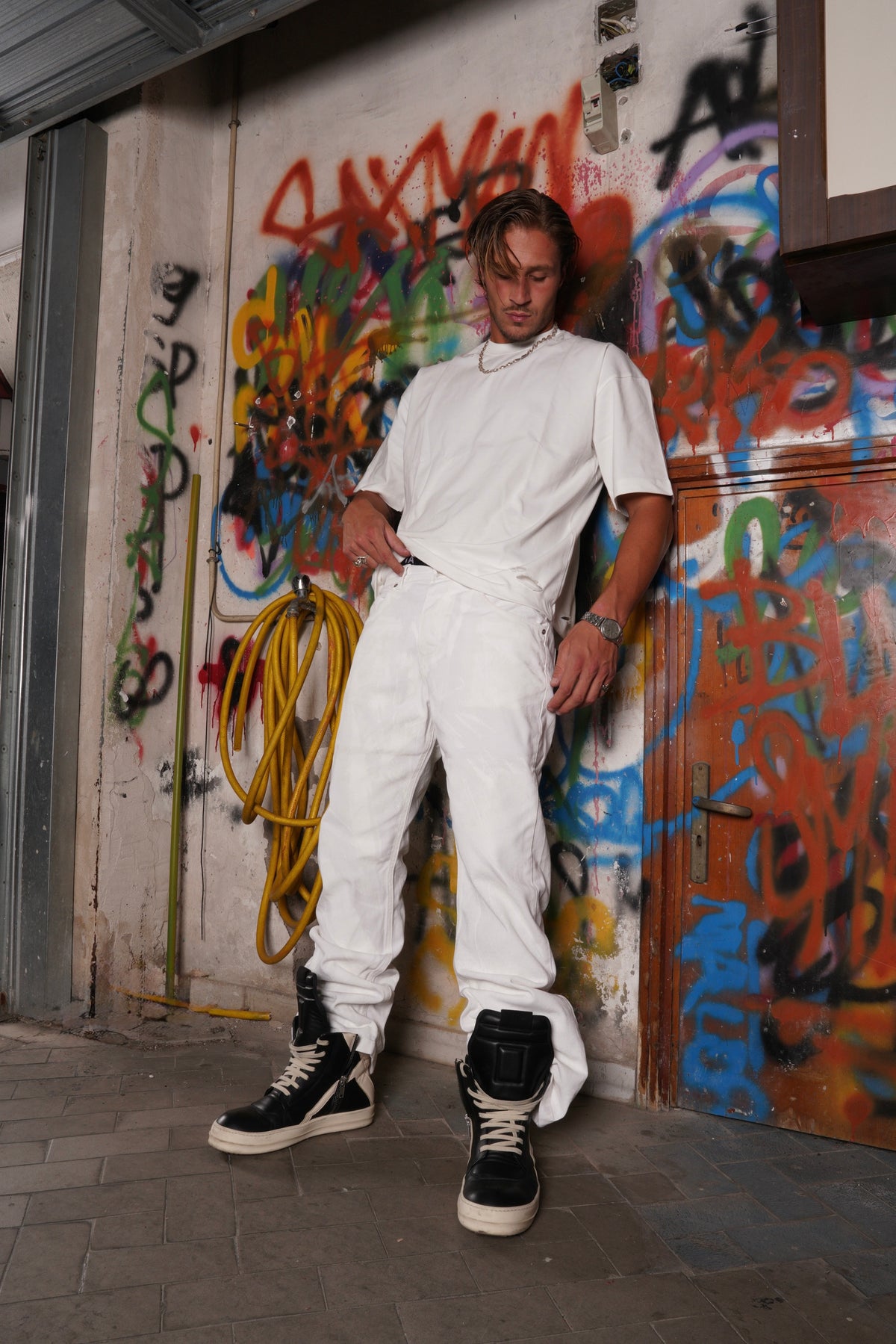 WHITE PEARL DENIM