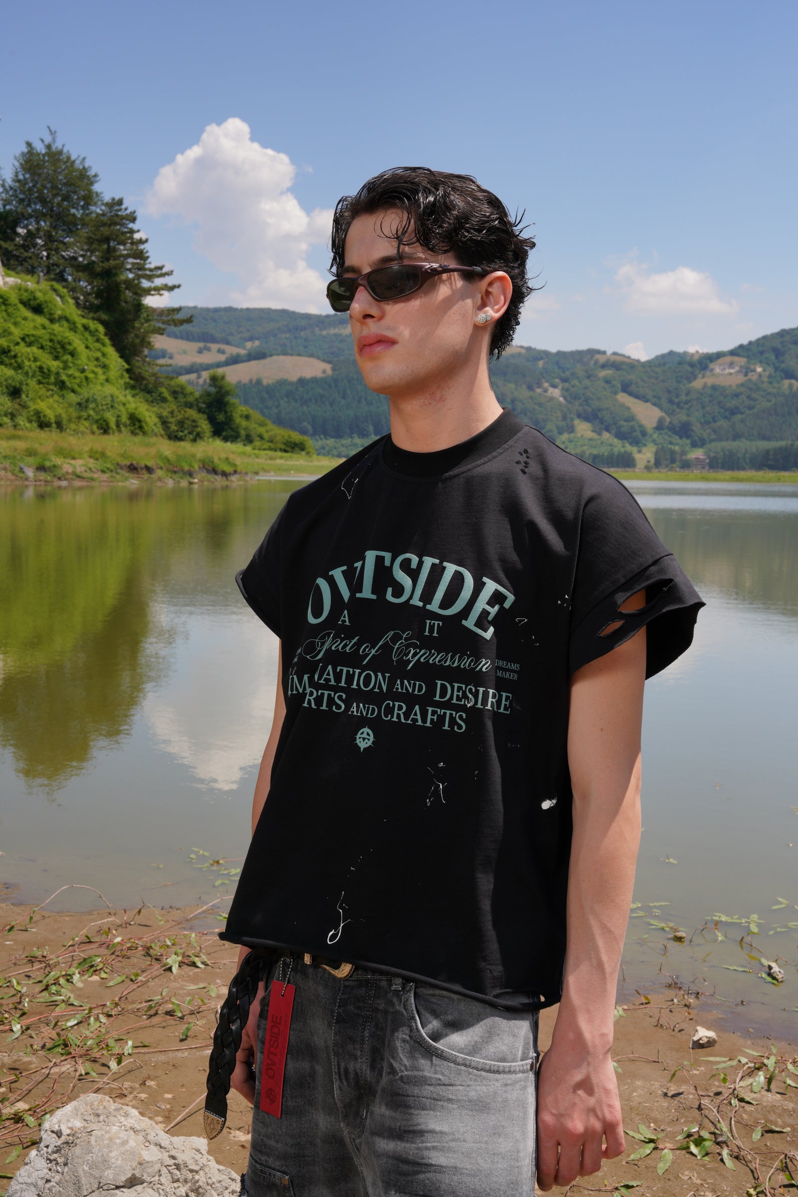 DISTRICT TANK black