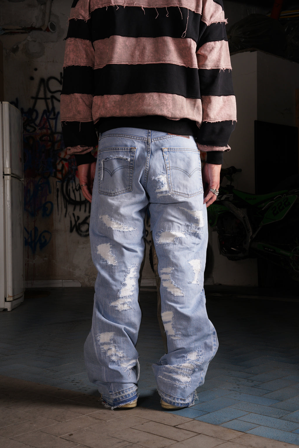 REBEL SCARS DENIM