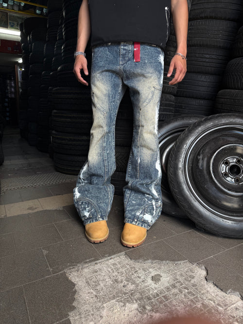 CUSTOM CARPENTER