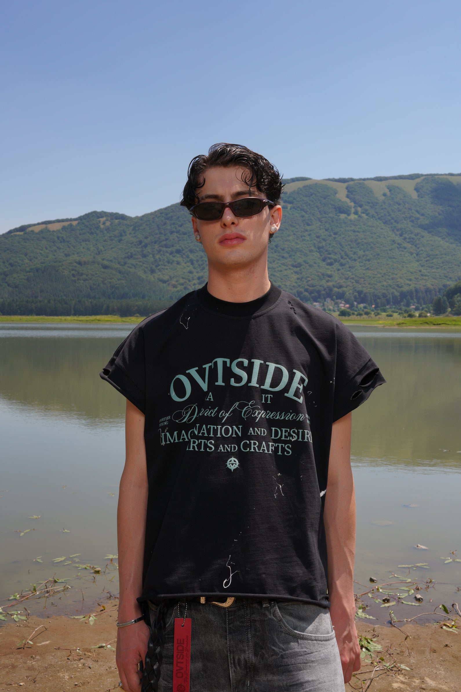 DISTRICT TANK black