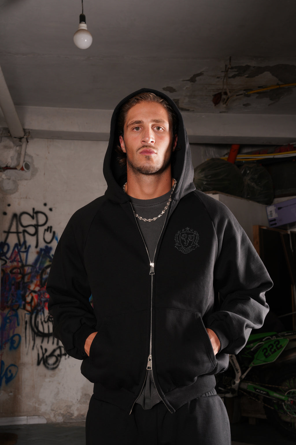 FELPA BLACK FYD