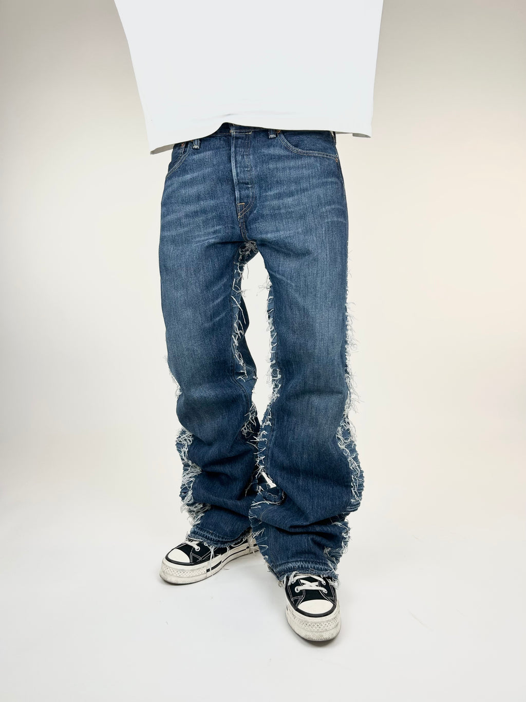 EXTRA FLARED FRAYED 2.0