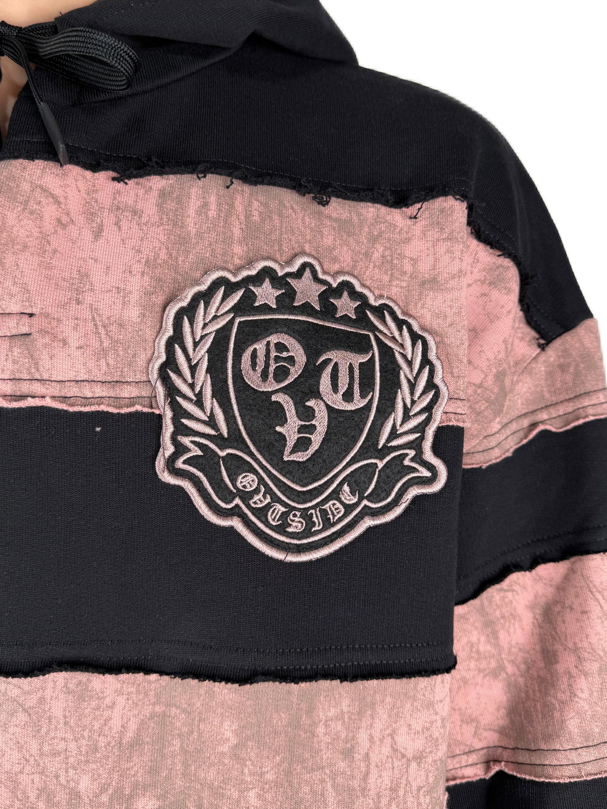 V-CUT HOODIE