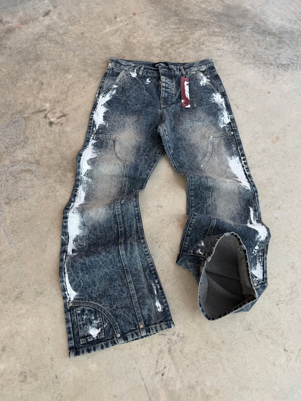 CUSTOM CARPENTER