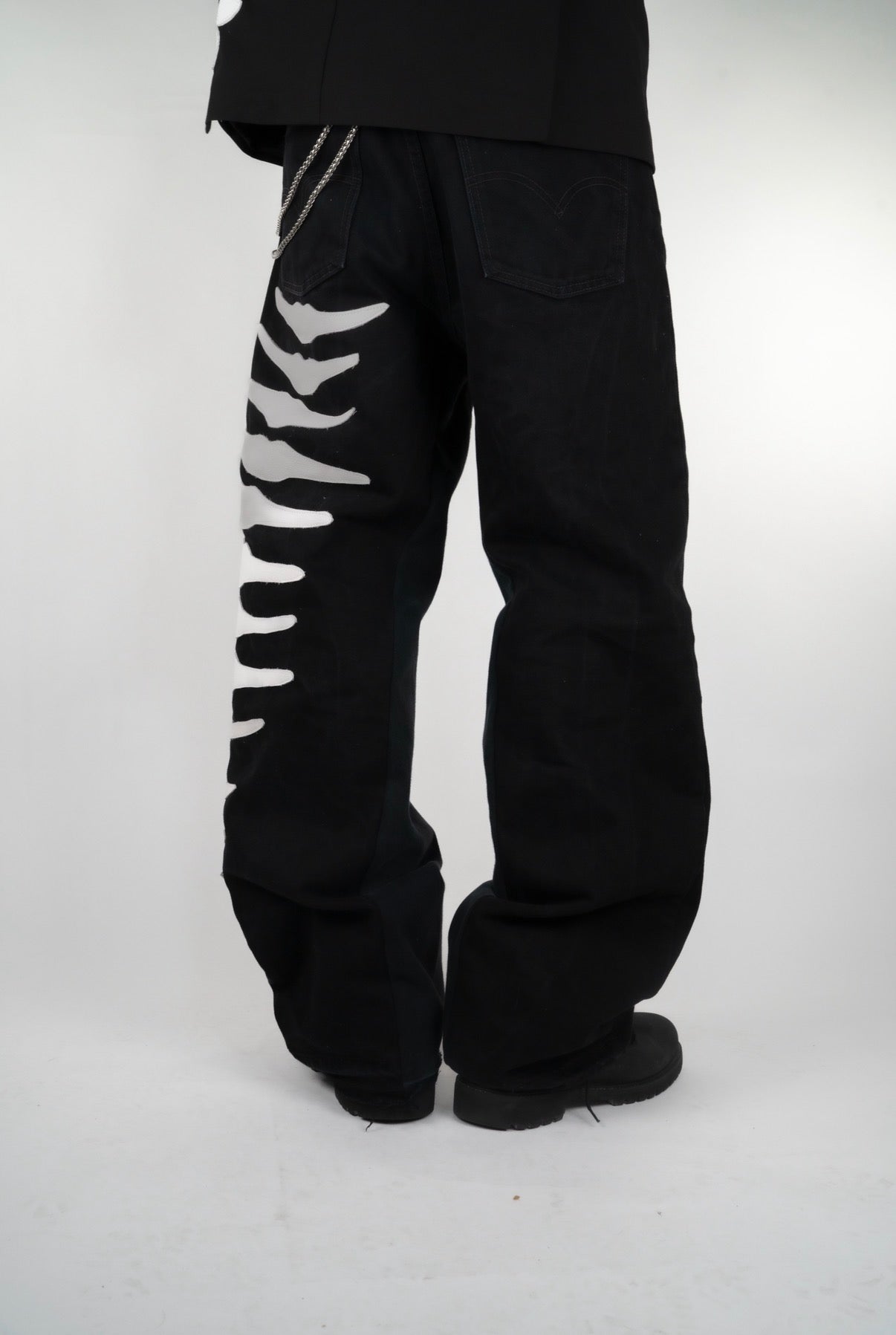SKELETON LINE JEANS